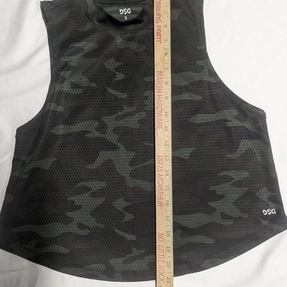 DSG Camo Cropped Top, Size Small - Picture 5 of 6